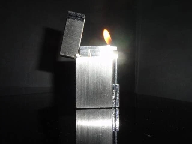 S.T. Dupont Gatsby Silver Lighter – Pre-Owned
