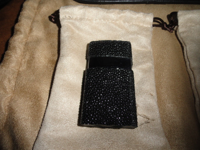 Brizard and Co. - The "Sottile" Lighter - Stingray