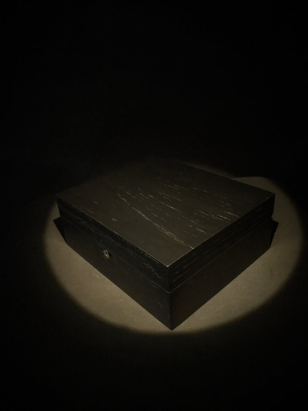 Brizard and Co. The "Royal Oak Collection" Humidor - Black Oak (60 / 70 Count)