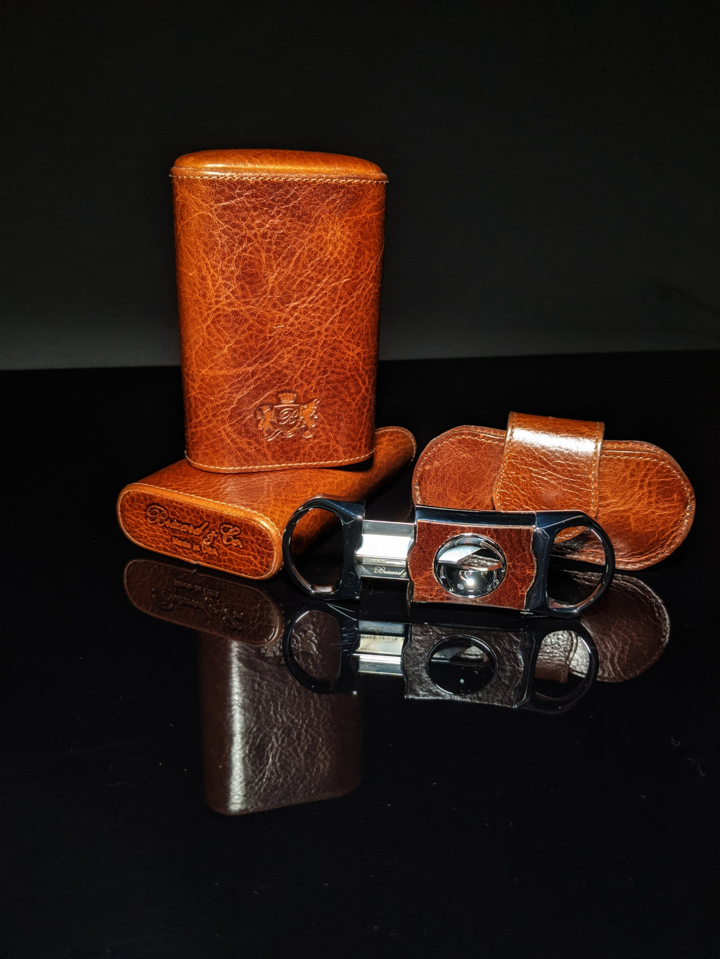 Brizard and Co The "Show Band" 3 Cigar Case - Antique Saddle Leather with V-Cutter