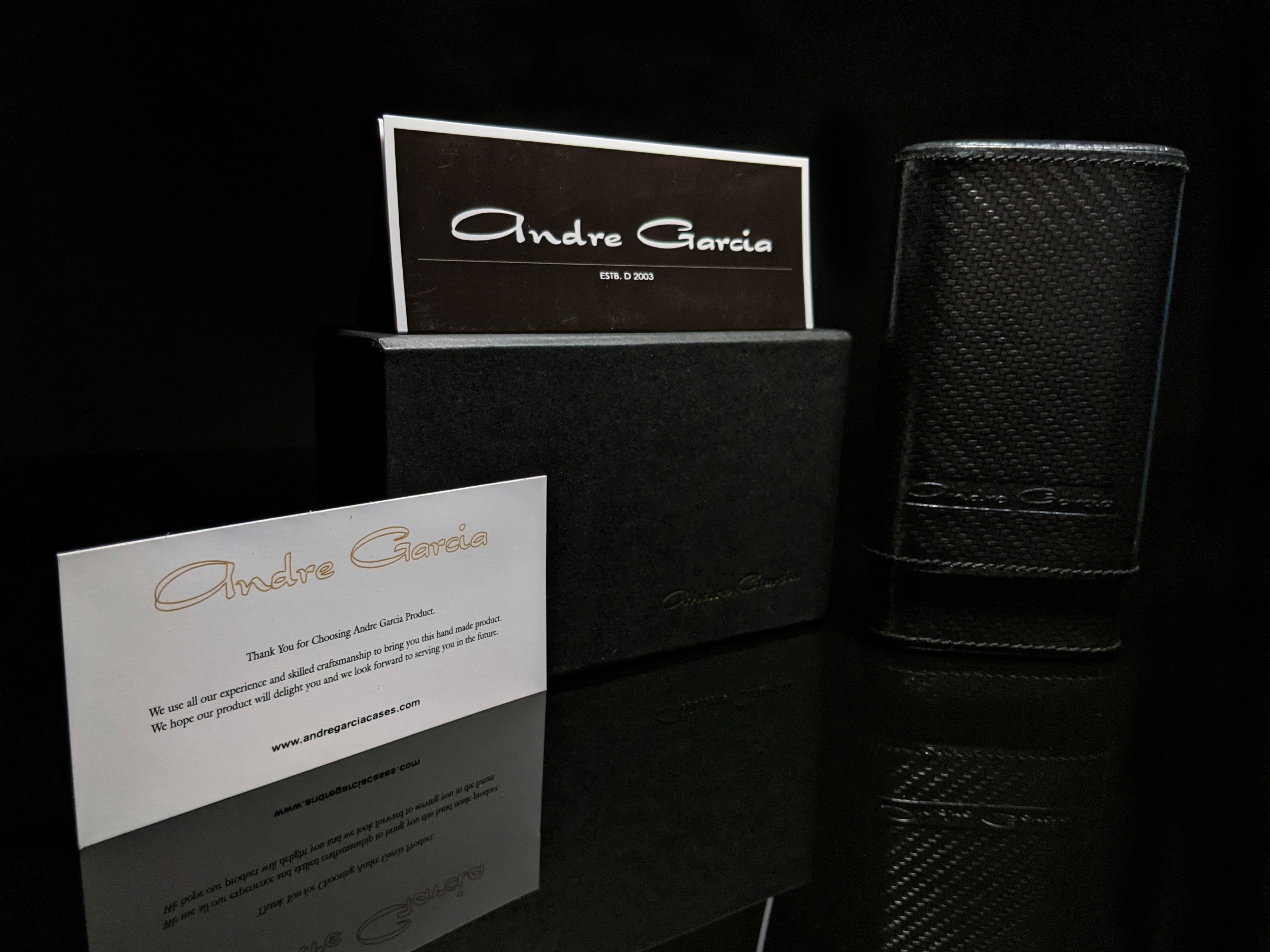 Andre Garcia 3 Finger case