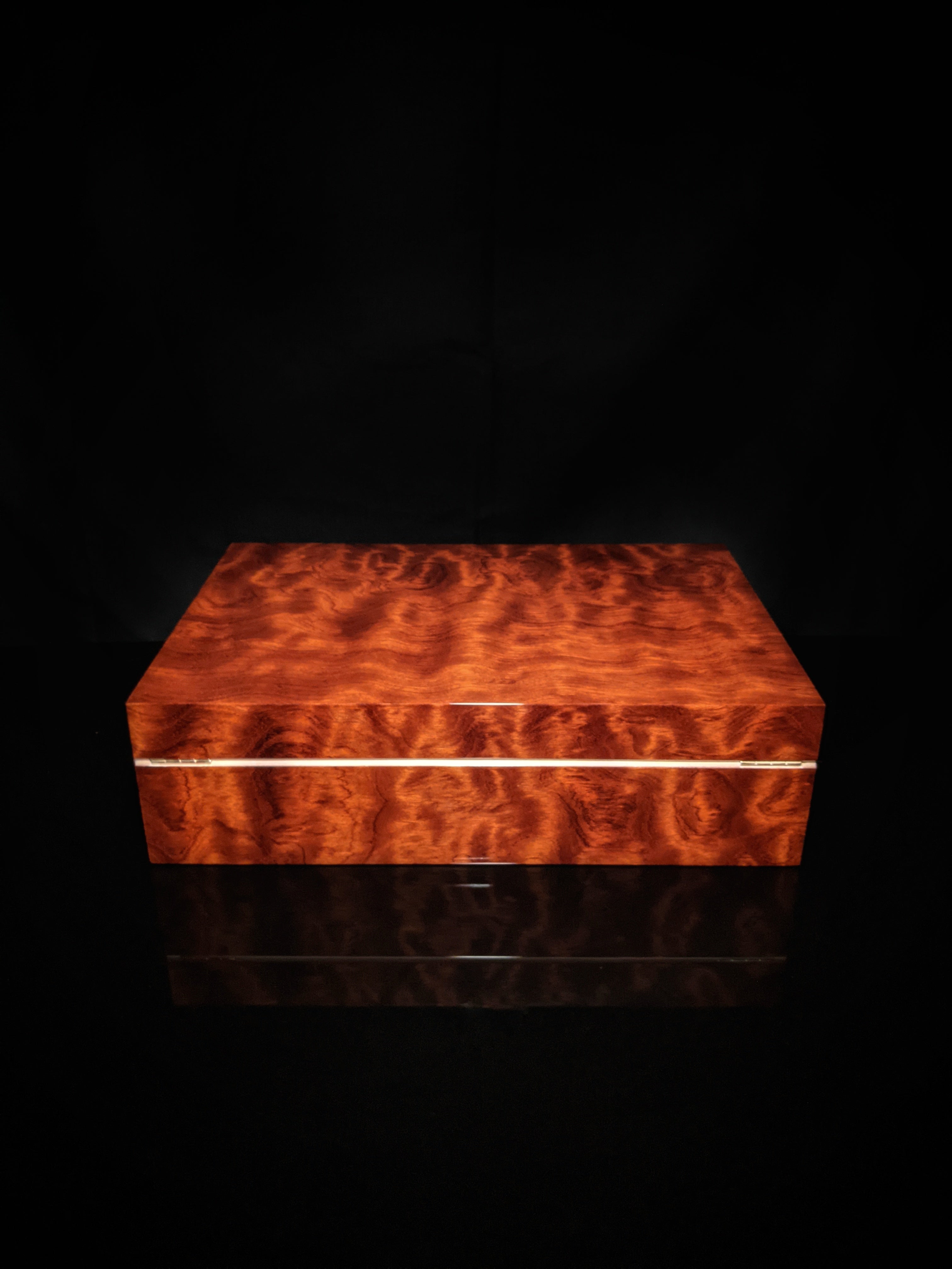 Elie Bleu Bubinga 110 ct humidor