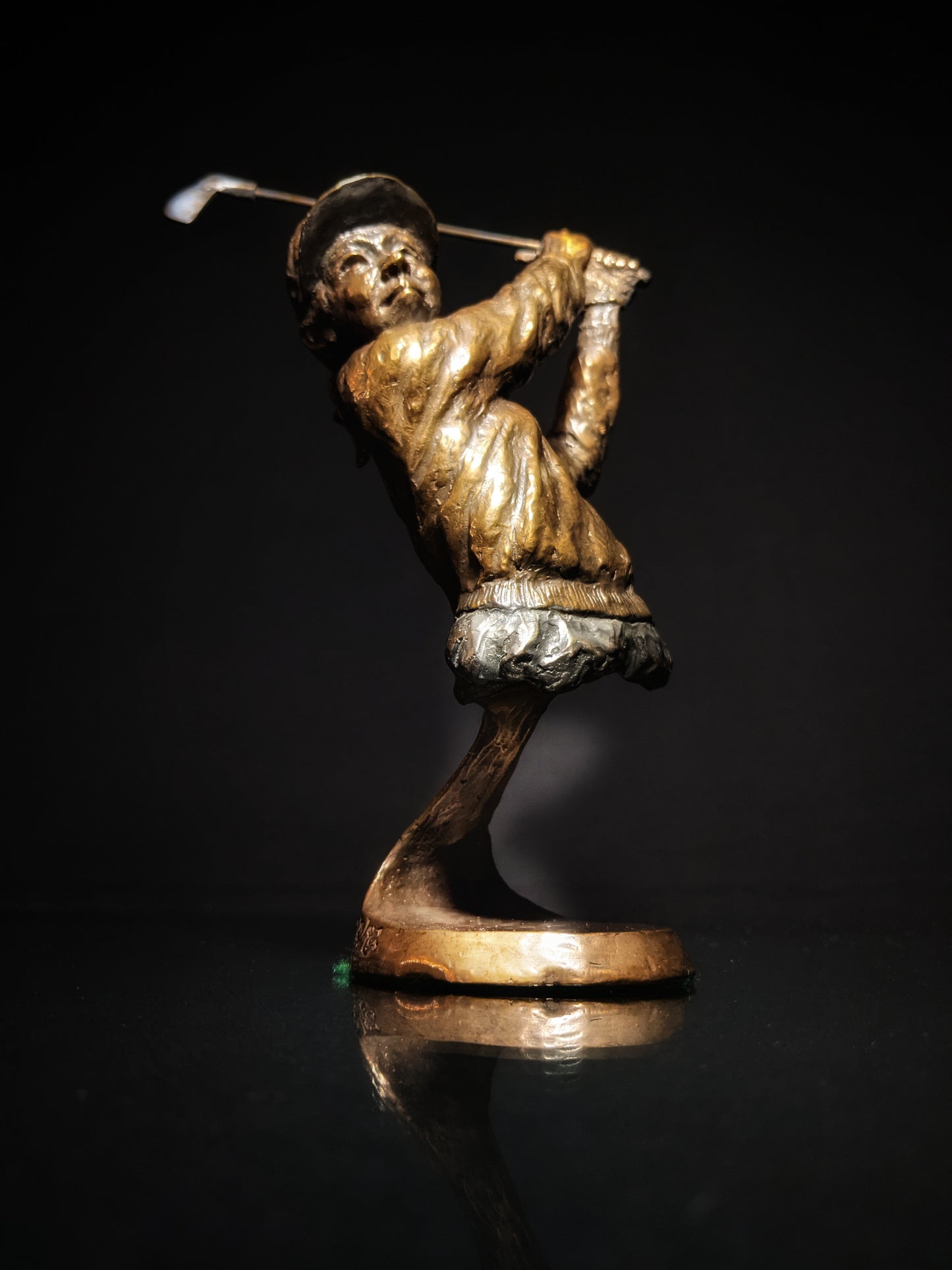 Mark Hopkins Bronze Lady Golfer