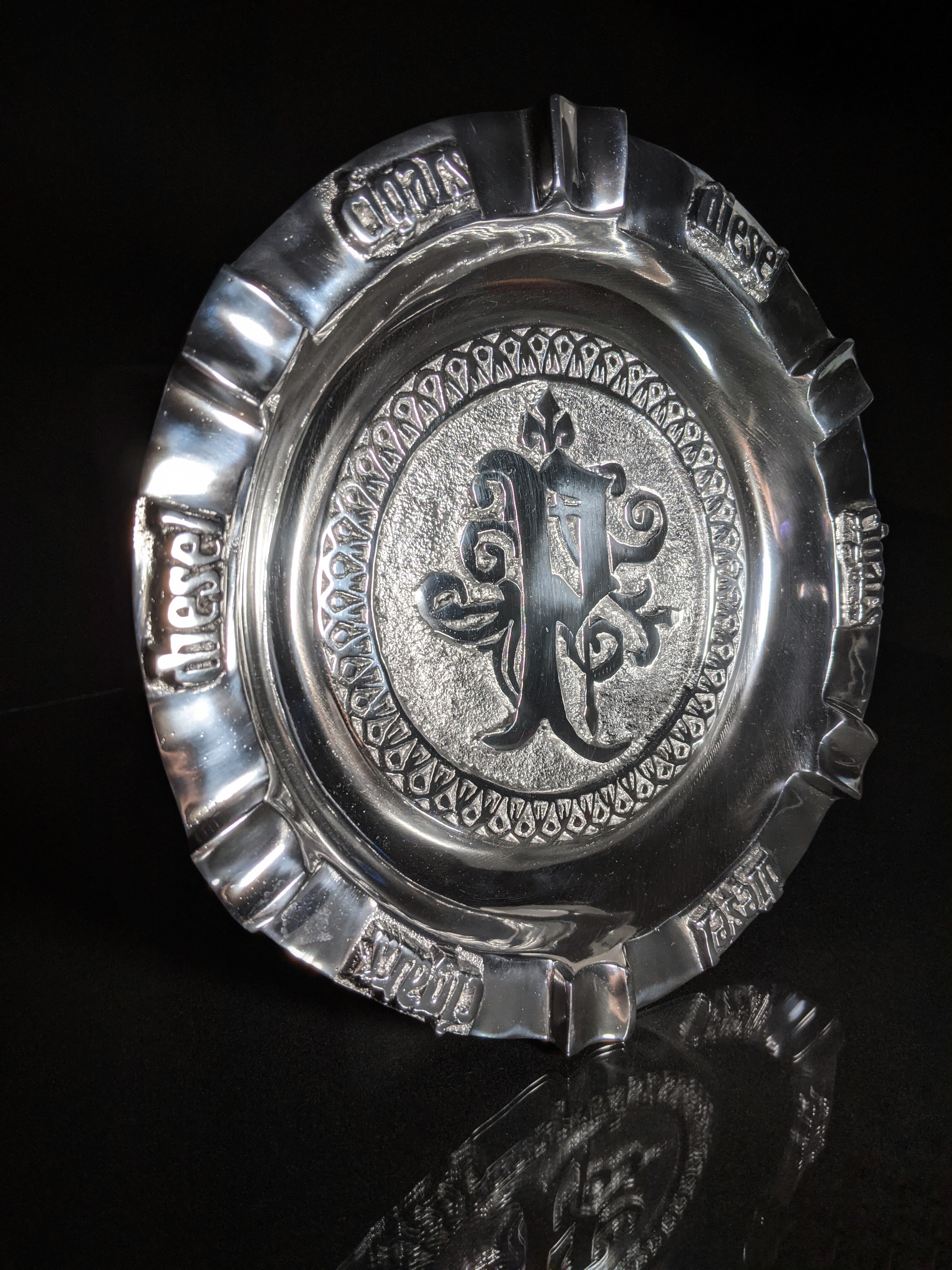Drew Estates Polished Pewter 9 " cigar ashtray with 5 slots for your cigars