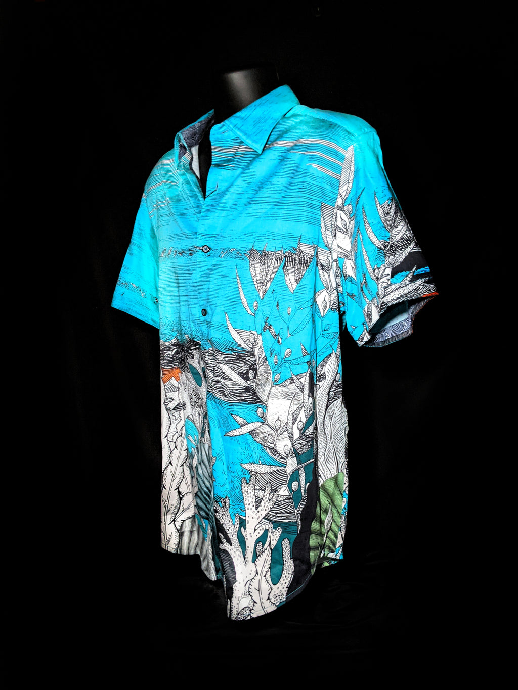 Robert Graham Sea Monster Short Sleeve Shirt Size Large NWTS (Copy)