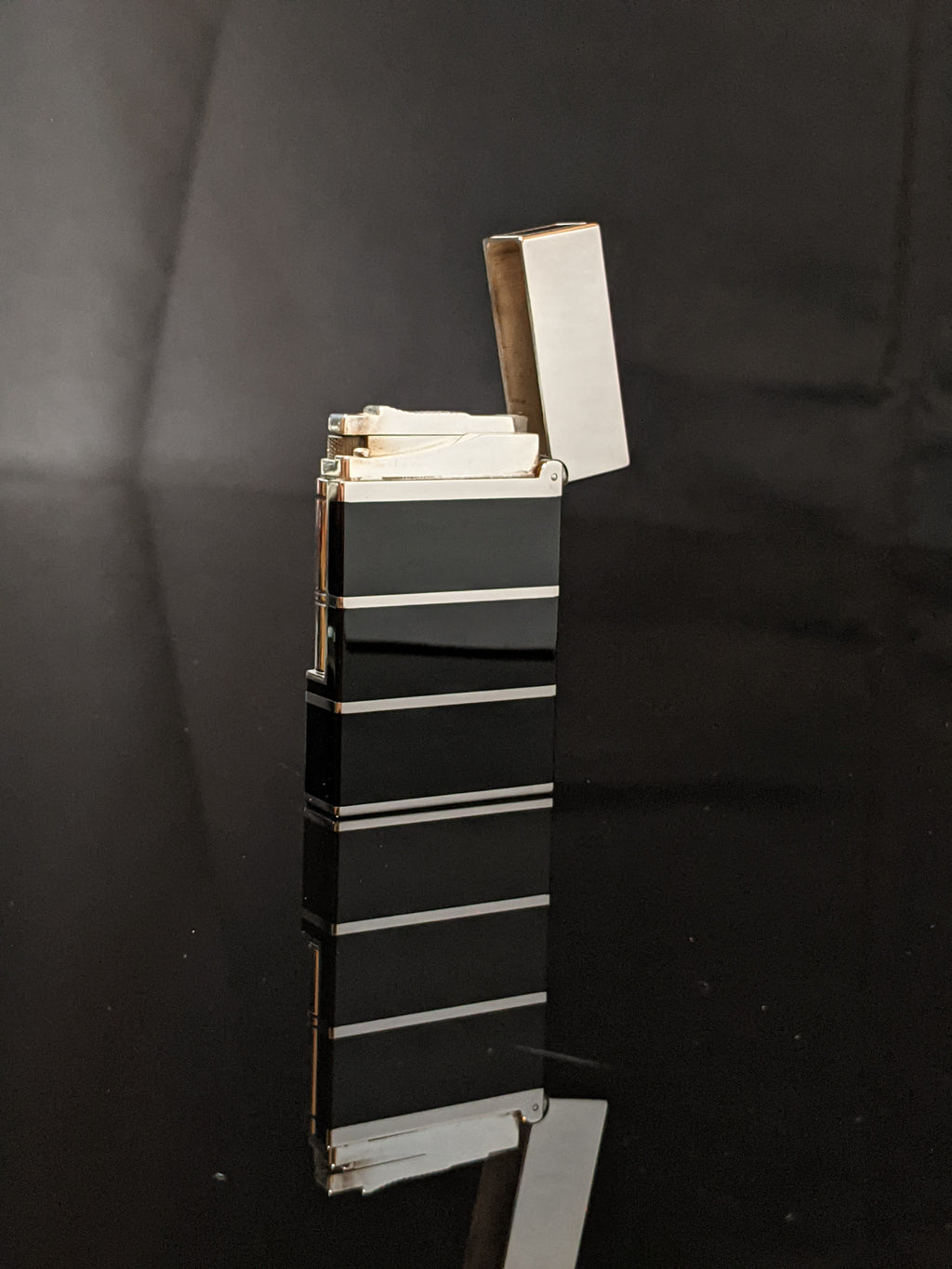 S.T. Dupont Black Lacquer L2 Lighter