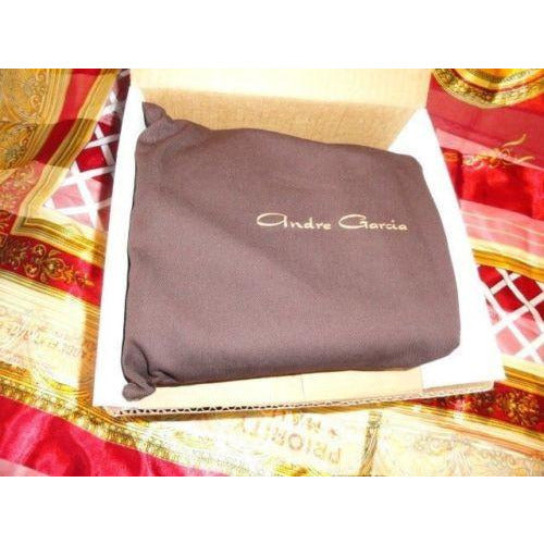 Andre Garcia 16 count Croco Black  Case zippered new in the box