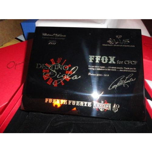 Fuente Opus 6 Ltd Black Lacquer traveler in the original box only 375 made
