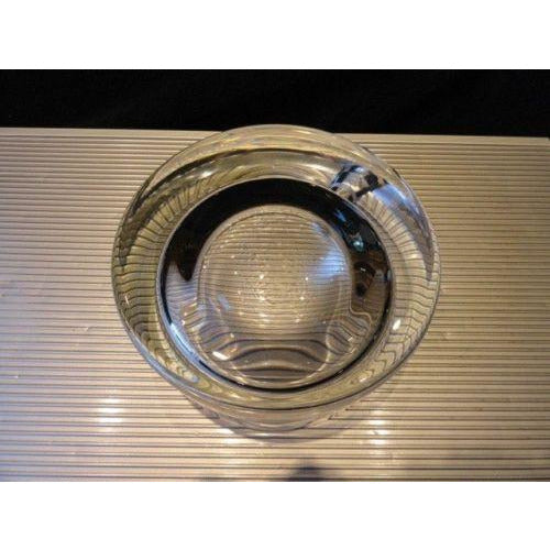 clearf heavy glass  ashtray 6.25" Diameter by 3" High
