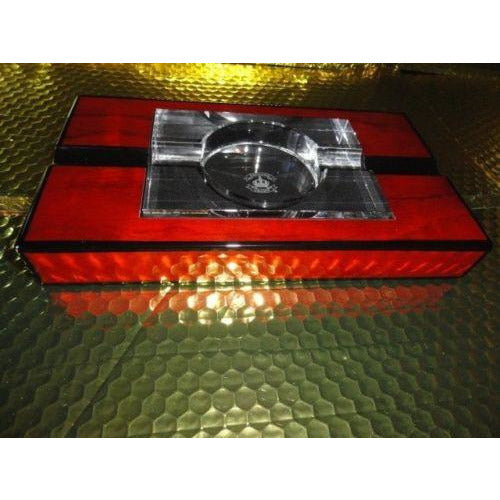 Diamond Crown  St James Series The Windsor Ashtray new in the box