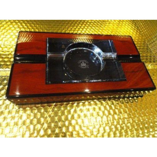 Diamond Crown  St James Series The Windsor Ashtray new in the box