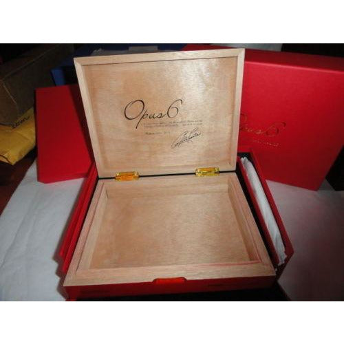 Fuente Opus 6 Ltd Red Lacquer traveler in the original box only 375 made