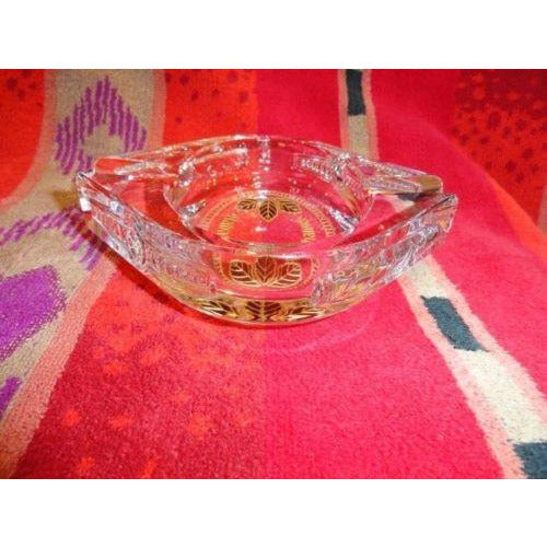giz studios  heavy crystal cigar ashtray with leaf design