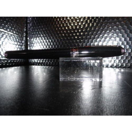 S.T. Dupont Casino Royale 007 Limited Edition Fountain Pen