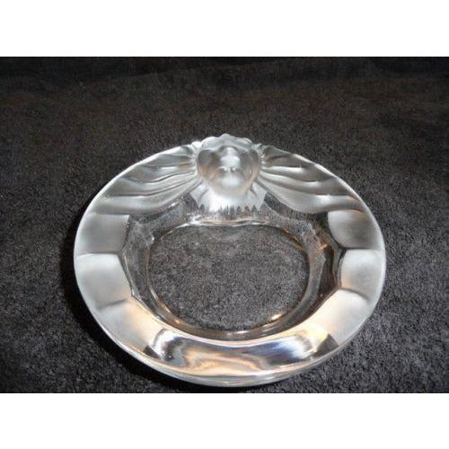 LALIQUE Tete De Lion Ashtray comes without the original box