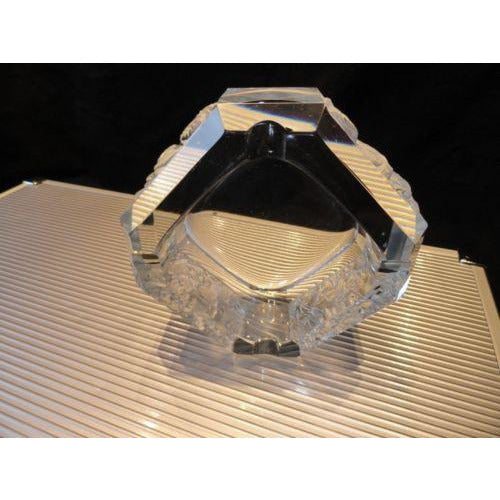 zodiac ashtray without the original box 5.5" x5.5' preowned