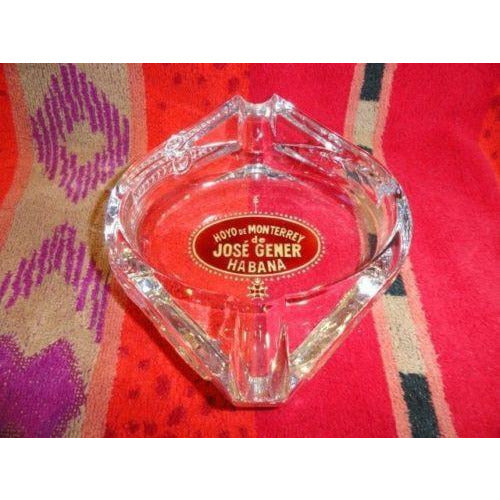 giz studios Perolo  Hoyo de Monterrey  heavy crystal cigar ashtray in the box