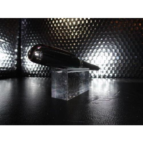 casino royale ltd edition s.t.dupont  fountain pen preowned no box