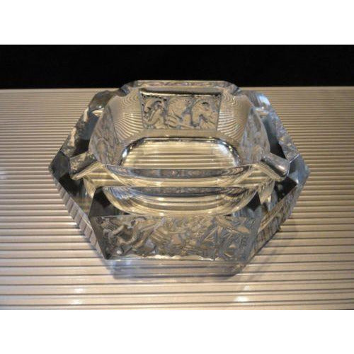 zodiac ashtray without the original box 5.5" x5.5' preowned