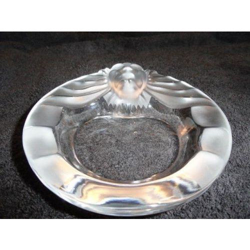 LALIQUE Tete De Lion Ashtray comes without the original box