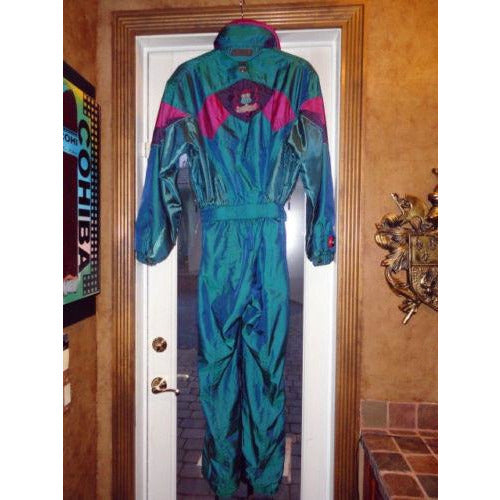 Spyder Ski Suit made with Gore-Tex machine wash in good condition