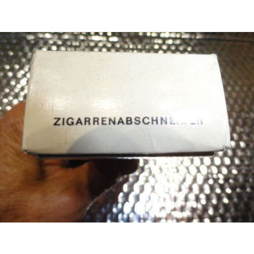 Zigarrenabscheider Chrome cigar cutter in the original box