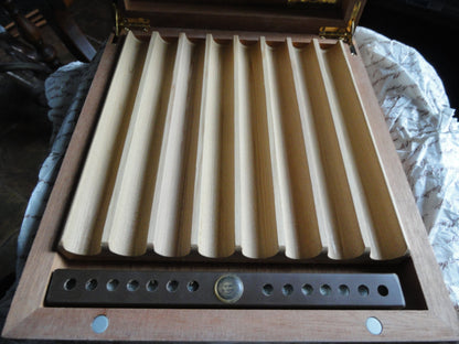 Mastro de Paja Travel Humidor. #001B