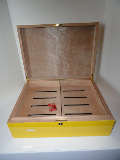 Particulares  Yellow Limited Edition Humidor