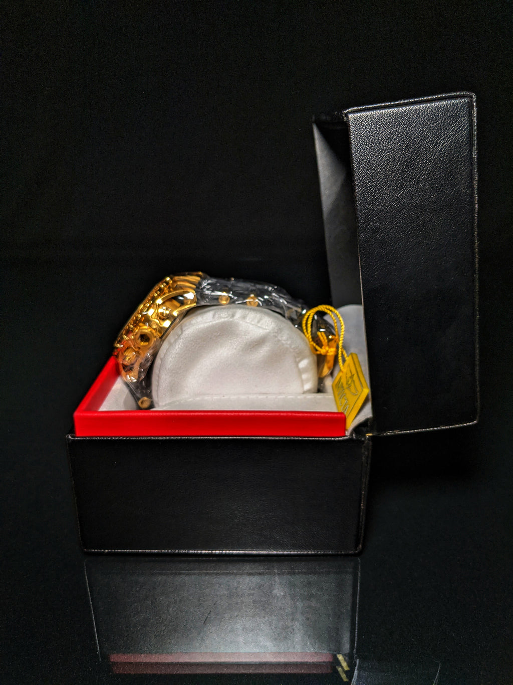 Invicta Reserve Subaqua Model 6905 Gold Plated Swiss Watch NIB
