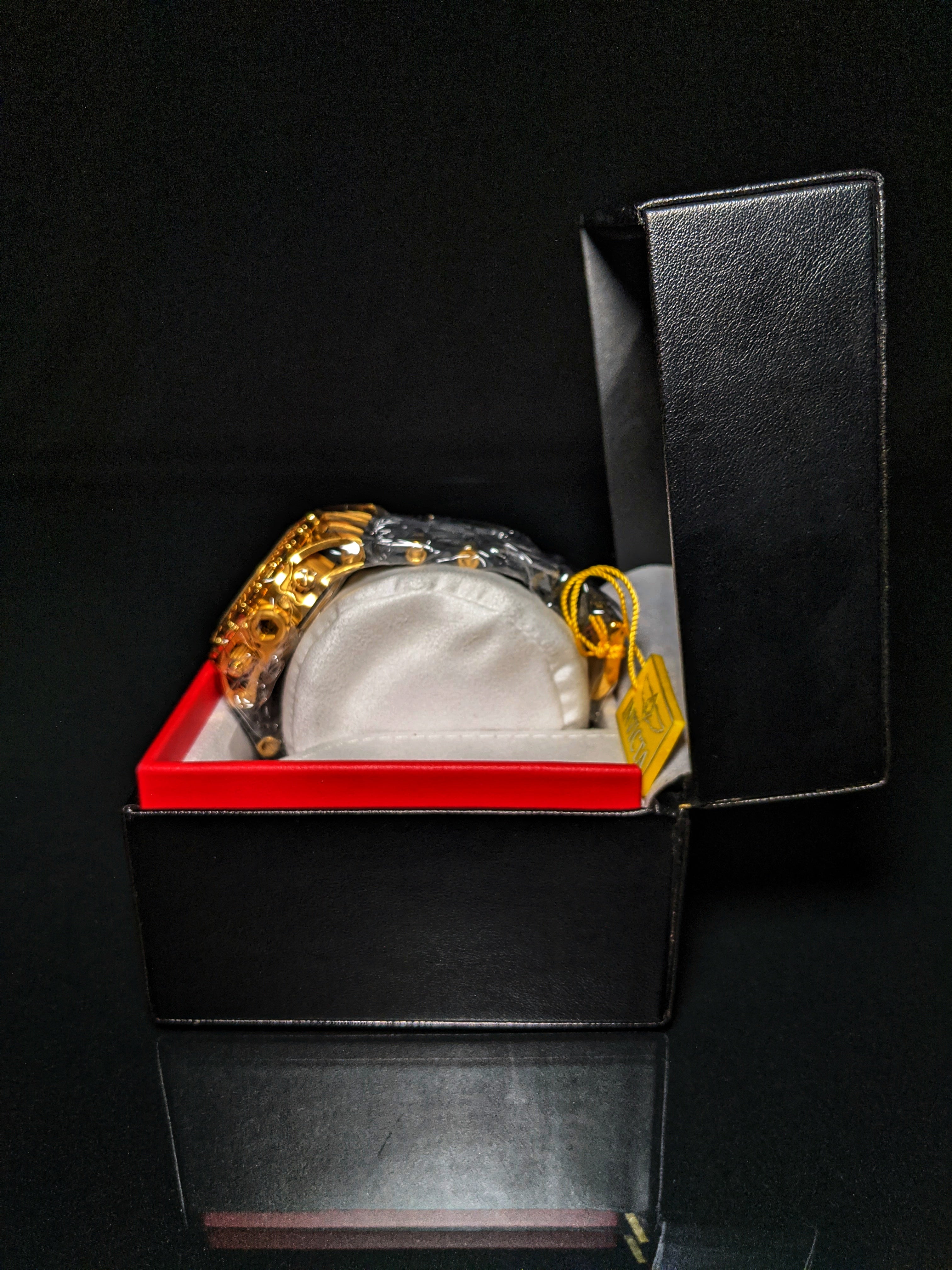 Invicta Reserve Subaqua Model 6905 Gold Plated Swiss Watch NIB