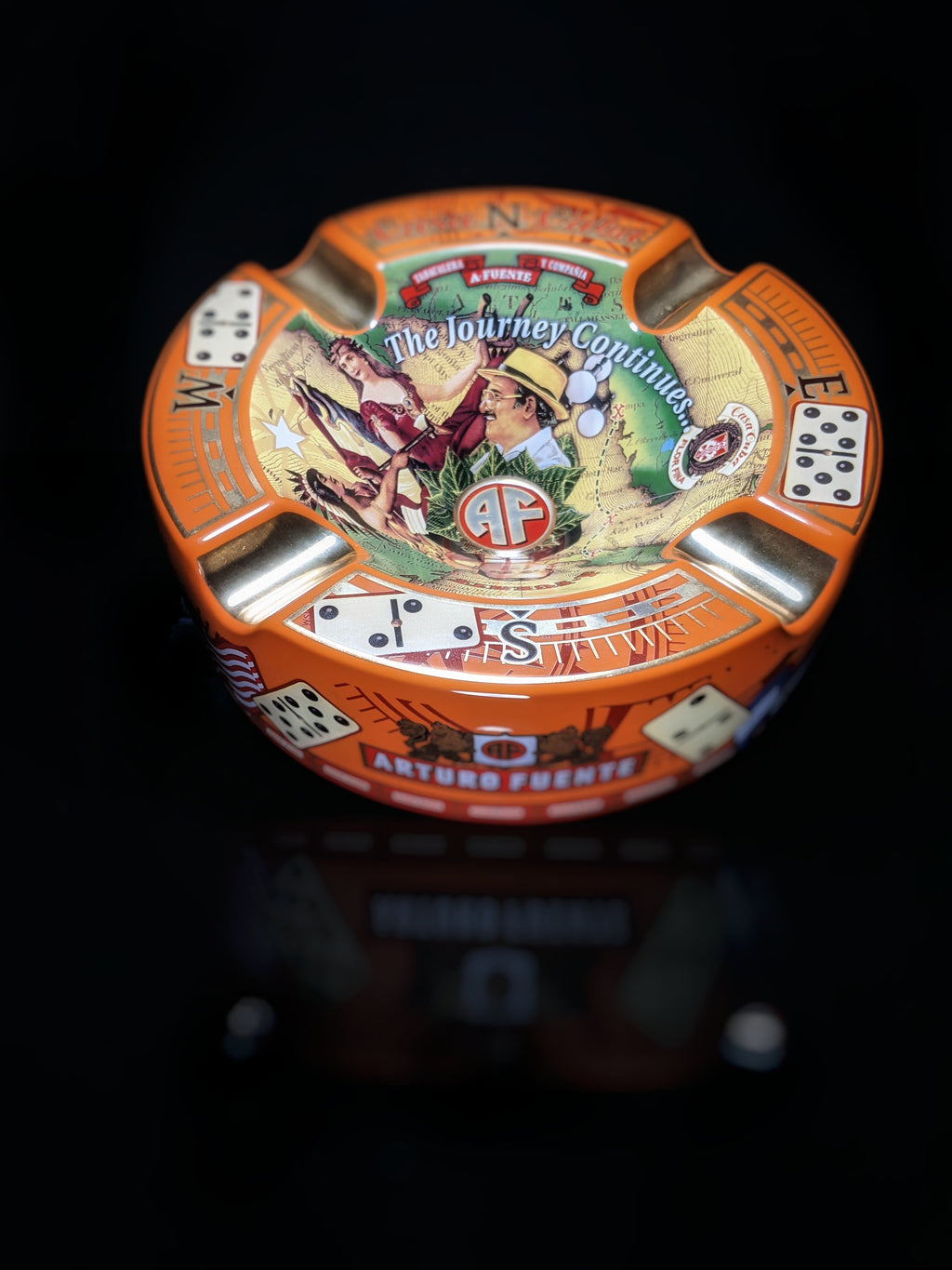 Arturo Fuente Casa Collection  Ashtray NIB.