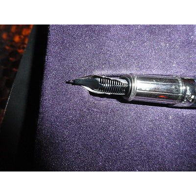 S.T.Dupont James Bond Casino Royale Collectors Fountain Pen Pre-owned