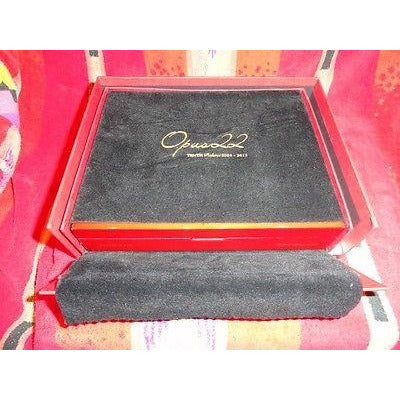 Fuente Opus 22 Ltd Red  Lacquer  traveler in  the original box only 375 made