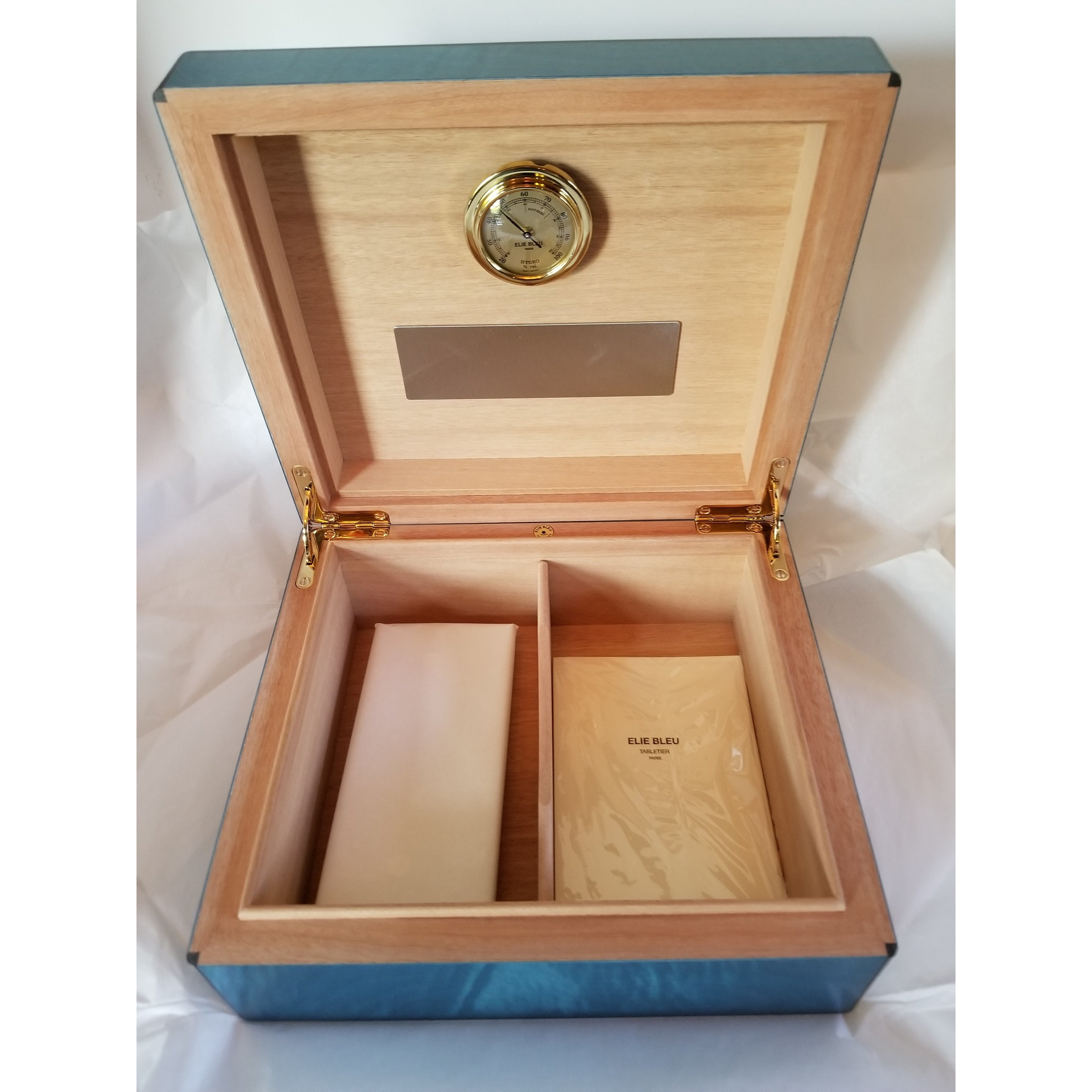 Elie bleu medals blue sycamore humidor 75 Count