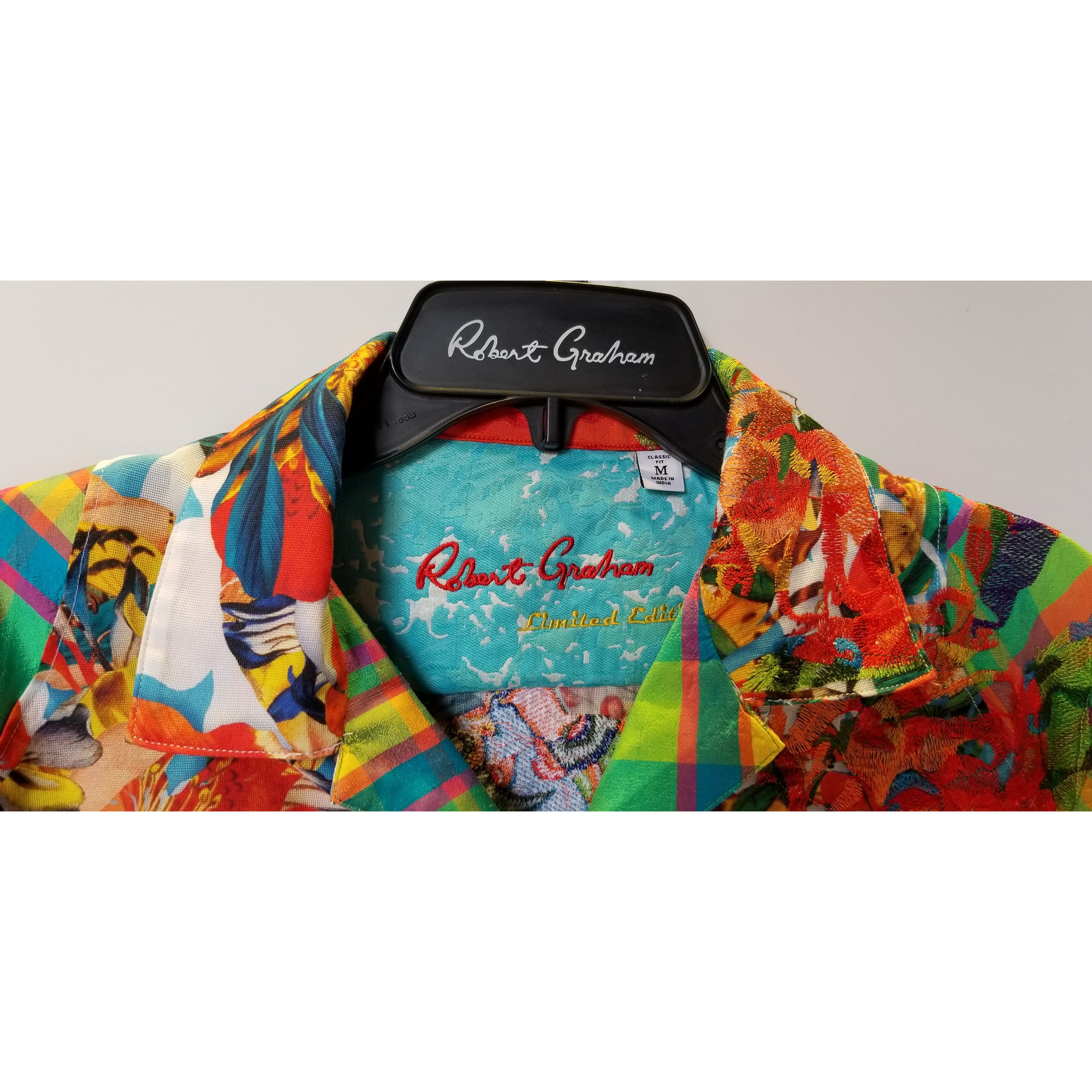 Robert Graham Medium sized shirt