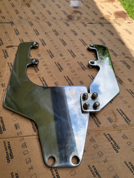 Merc 3 Litre 250 Wing Plate Center Engine