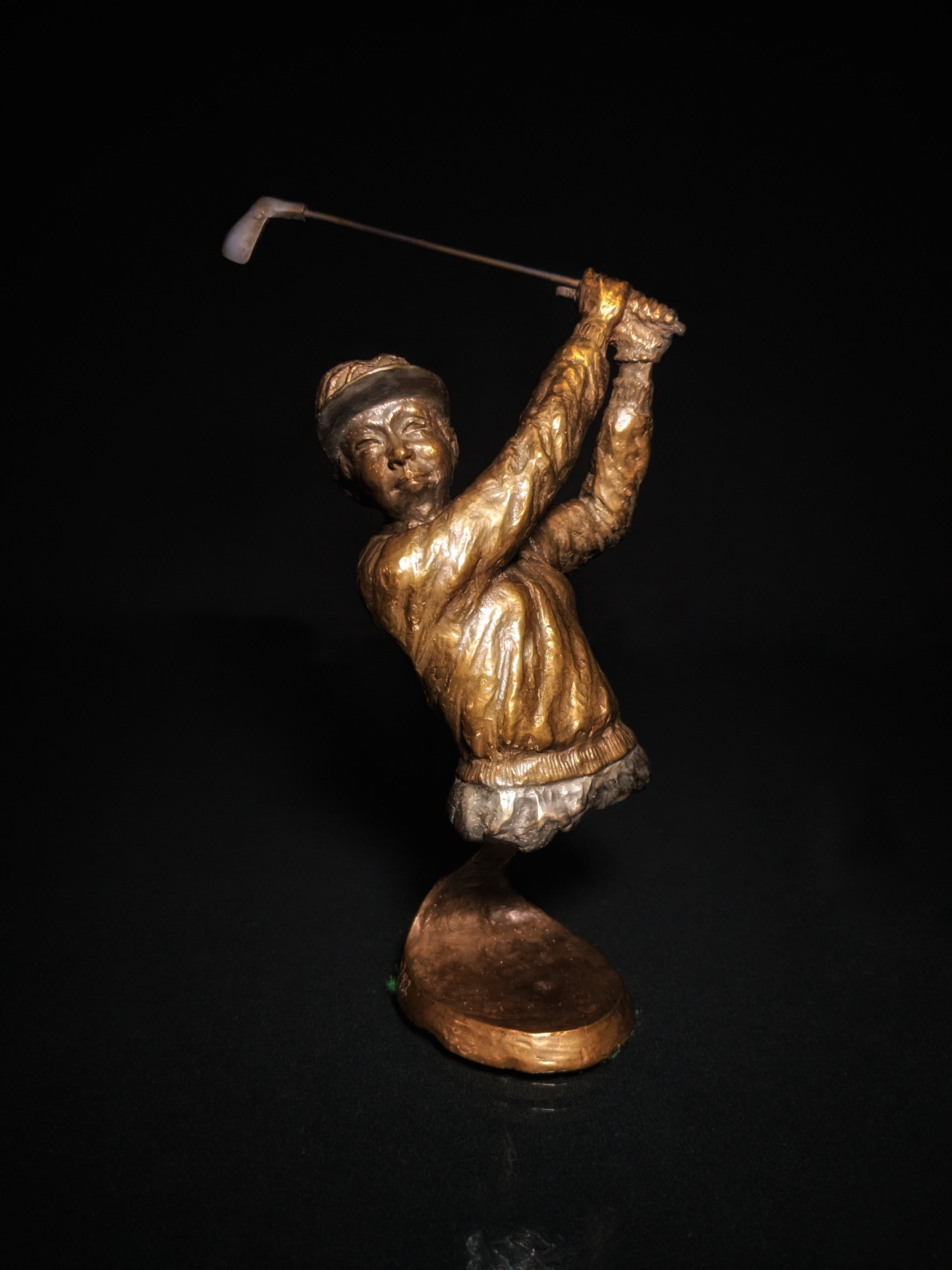 Mark Hopkins Bronze Lady Golfer