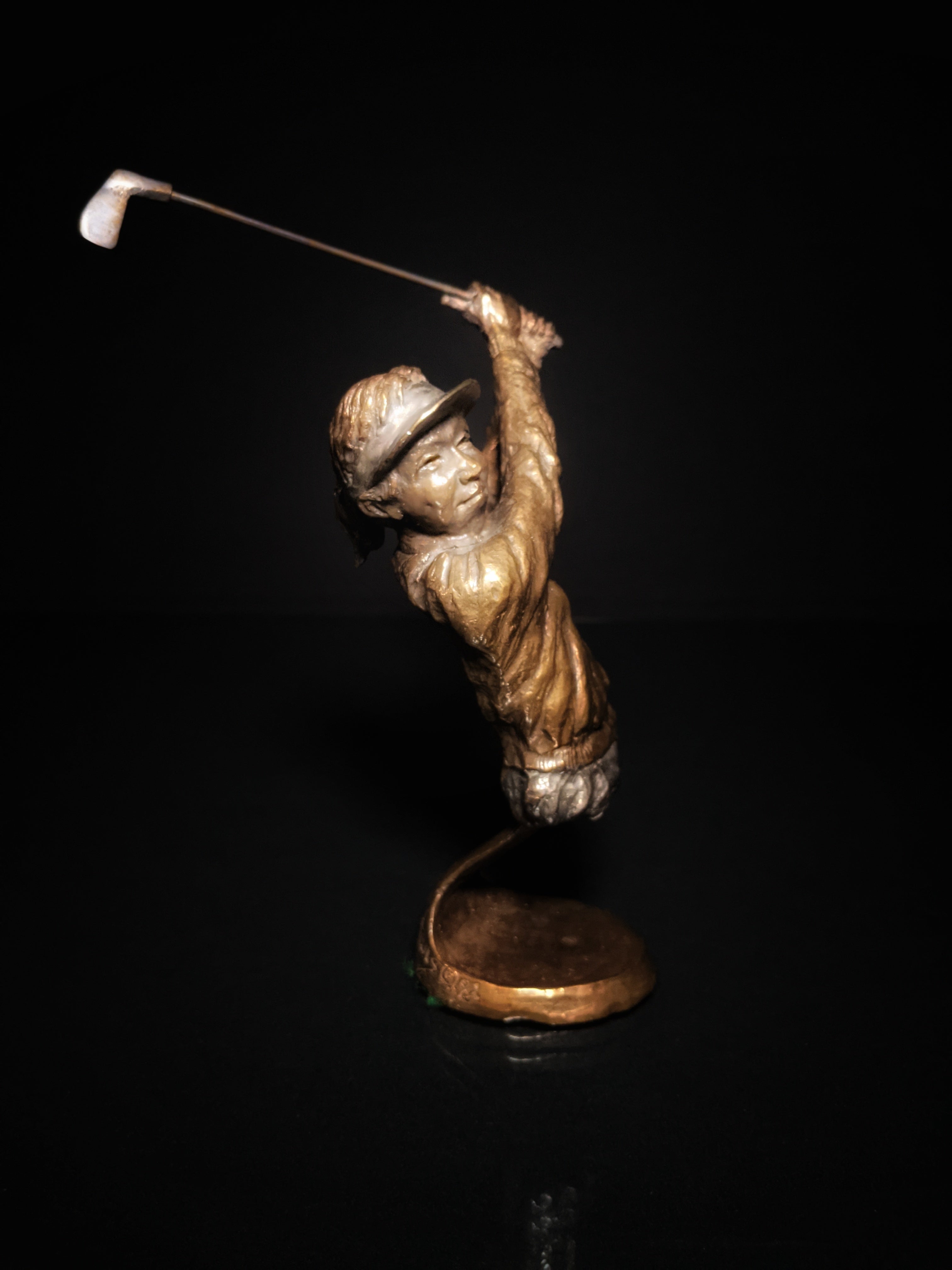 Mark Hopkins Bronze Lady Golfer