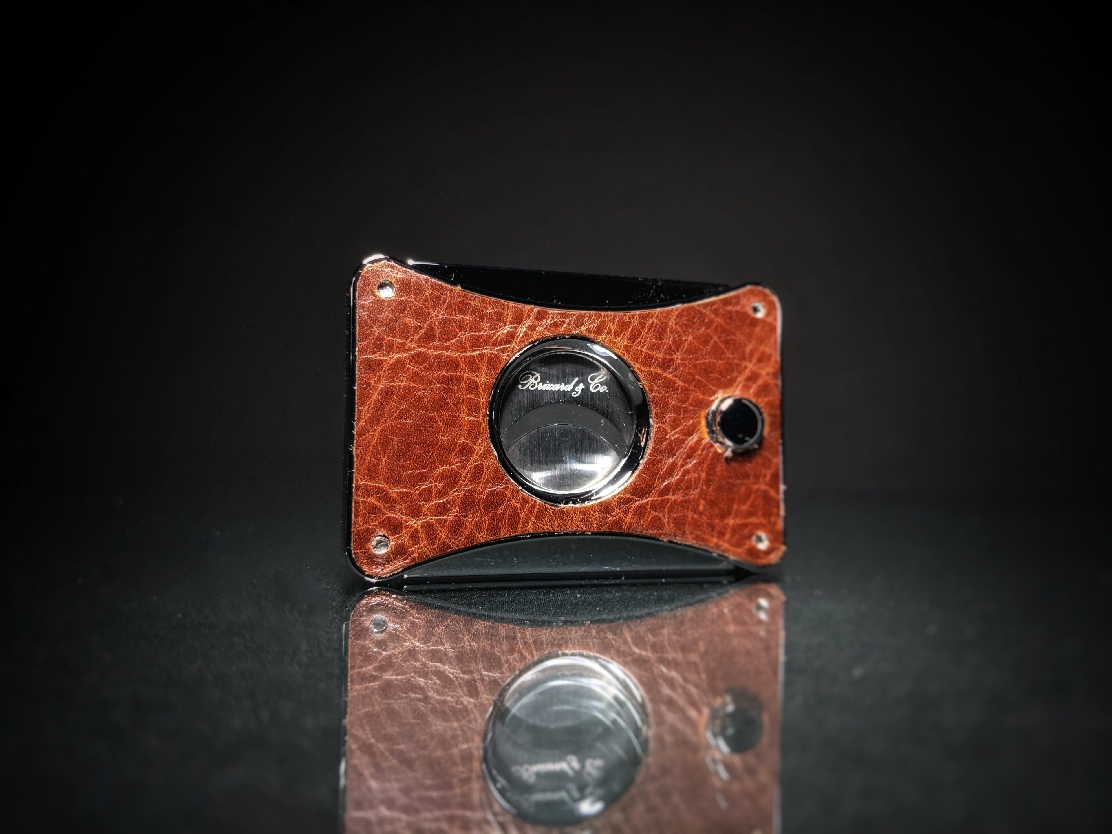 Brizard and Co. The "Elite Series 2" Cutter - Antique Saddle Leather