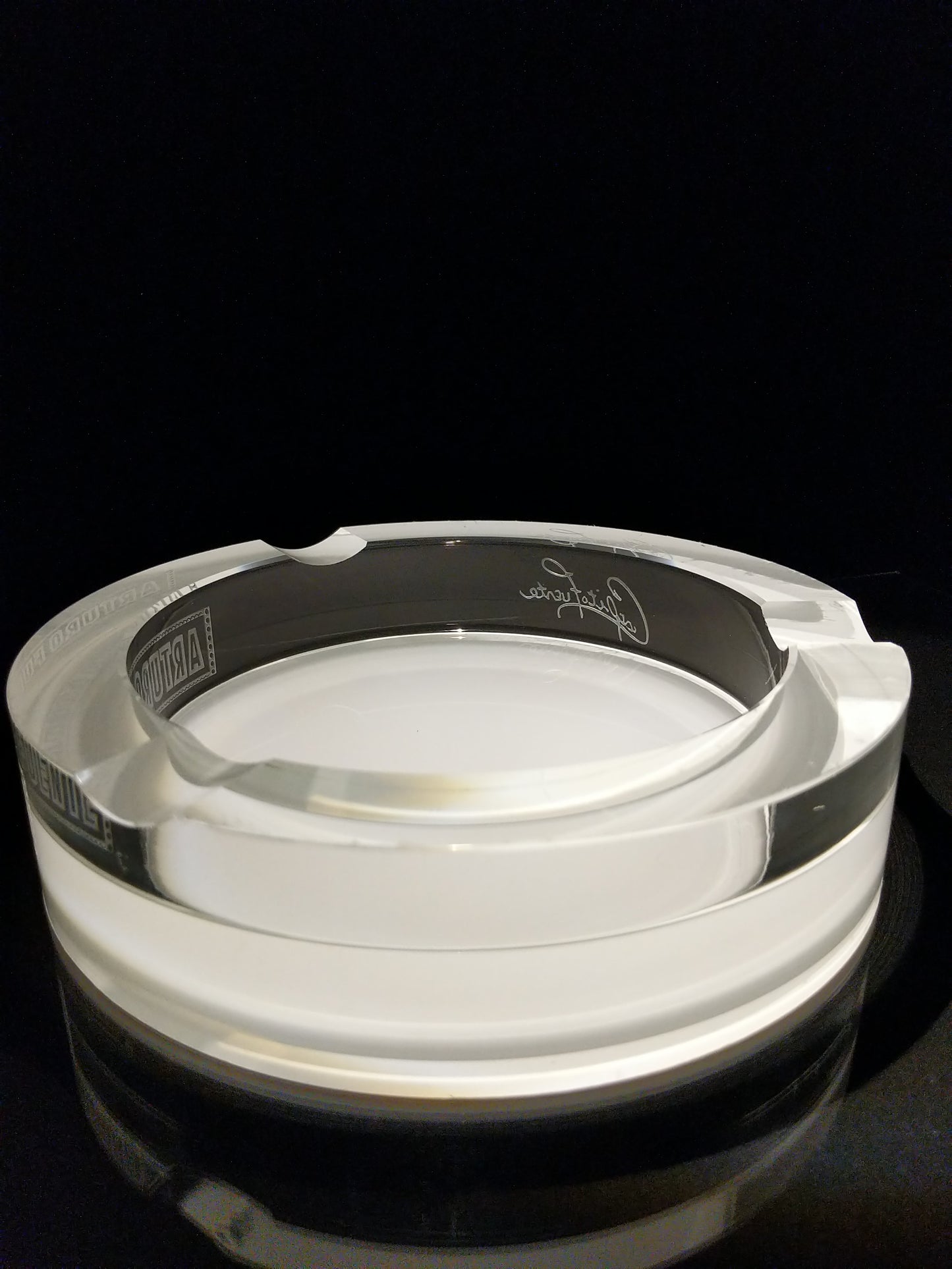 Arturo Fuente custom heavy clear glass ashtray. NIB 7 7/8" Diameter