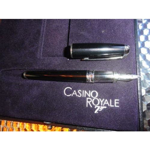 S.T. DUPONT CASINO ROYALE FOUNTAIN PEN MEDIUM NIB