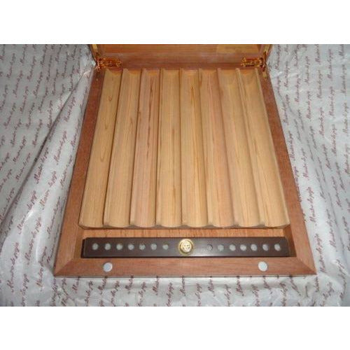 Mastro de Paja Travel Humidor. #001B