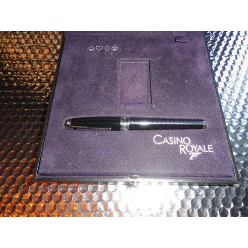 S.T. DUPONT CASINO ROYALE FOUNTAIN PEN MEDIUM NIB