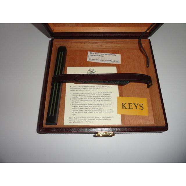 ashton leather travel  humidor