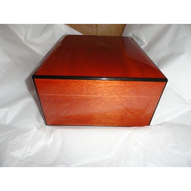 Elie Bleu Mahogany Humidor 100  Count new in original box
