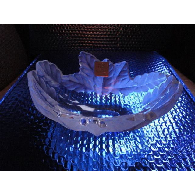 Exquisite Frosted Lalique Crystal: 'Compiegne' Bowl