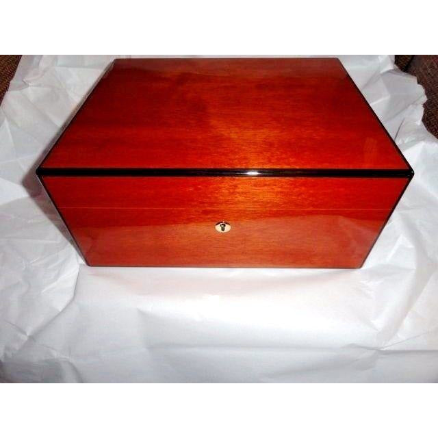 Elie Bleu Mahogany Humidor 100  Count new in original box