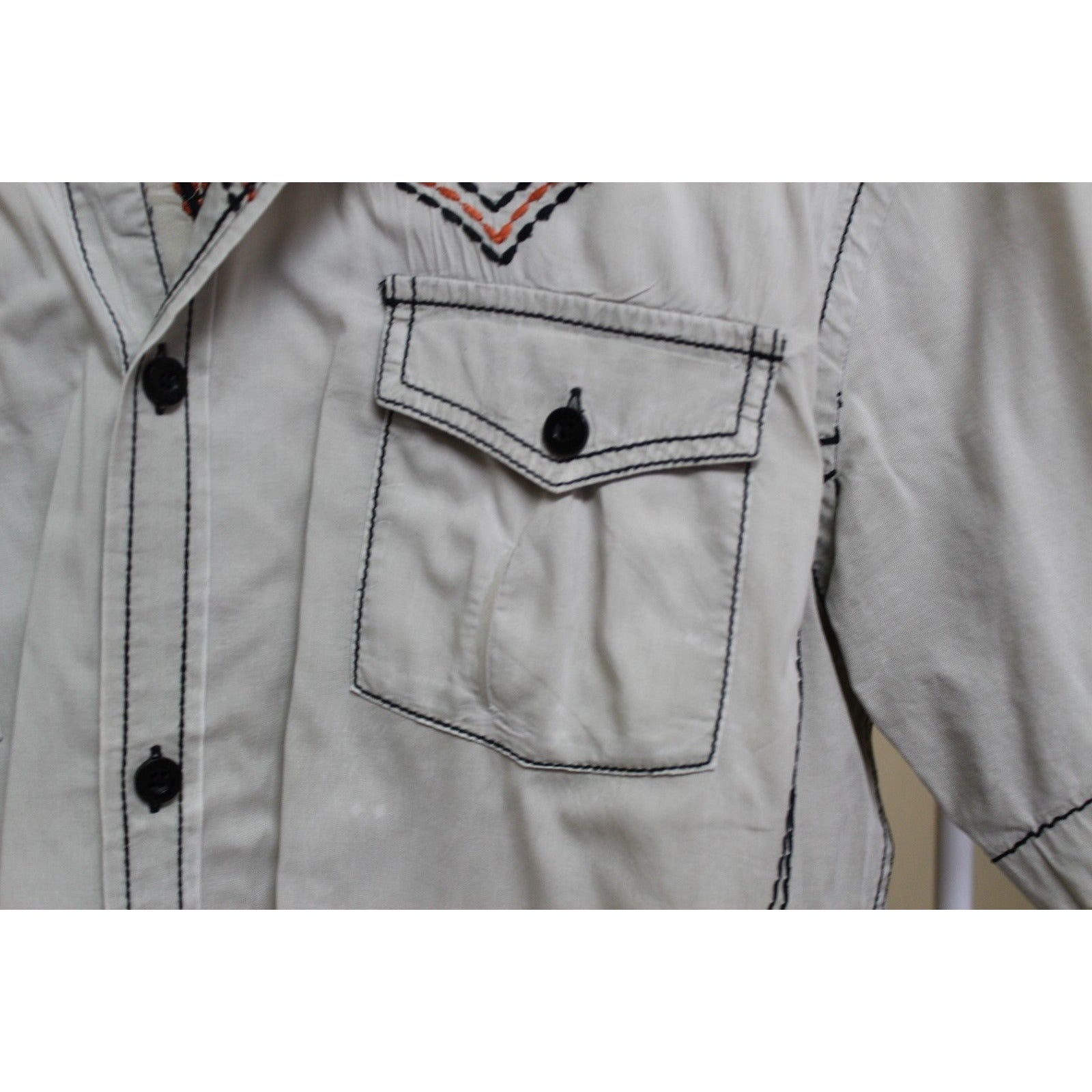 Men's Roar Signature Tan Short Sleeve Button Up Shirt Size Medium