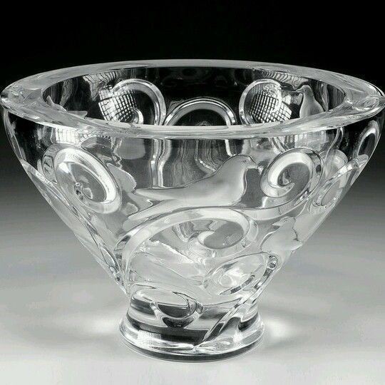 Lalique Vérone Crystal Bowl
