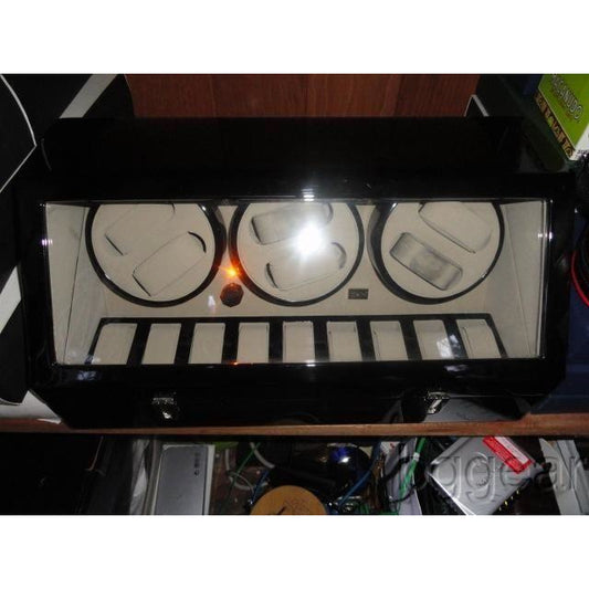 Mozart Black Piano Watch Winder preowned in good condition